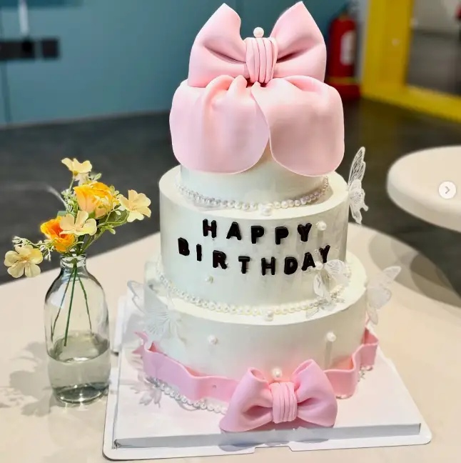 Cake 025